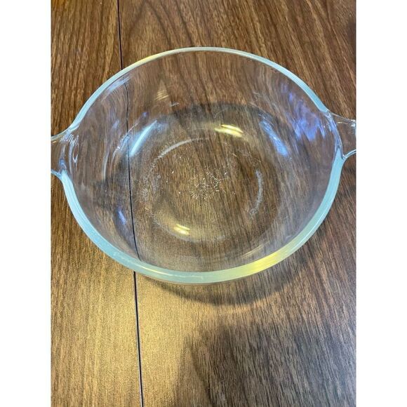 Pyrex 20 oz bowl  - Picture 4 of 10